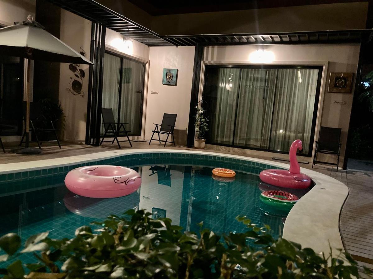 Barbe La Maison Hua Hin Exterior foto